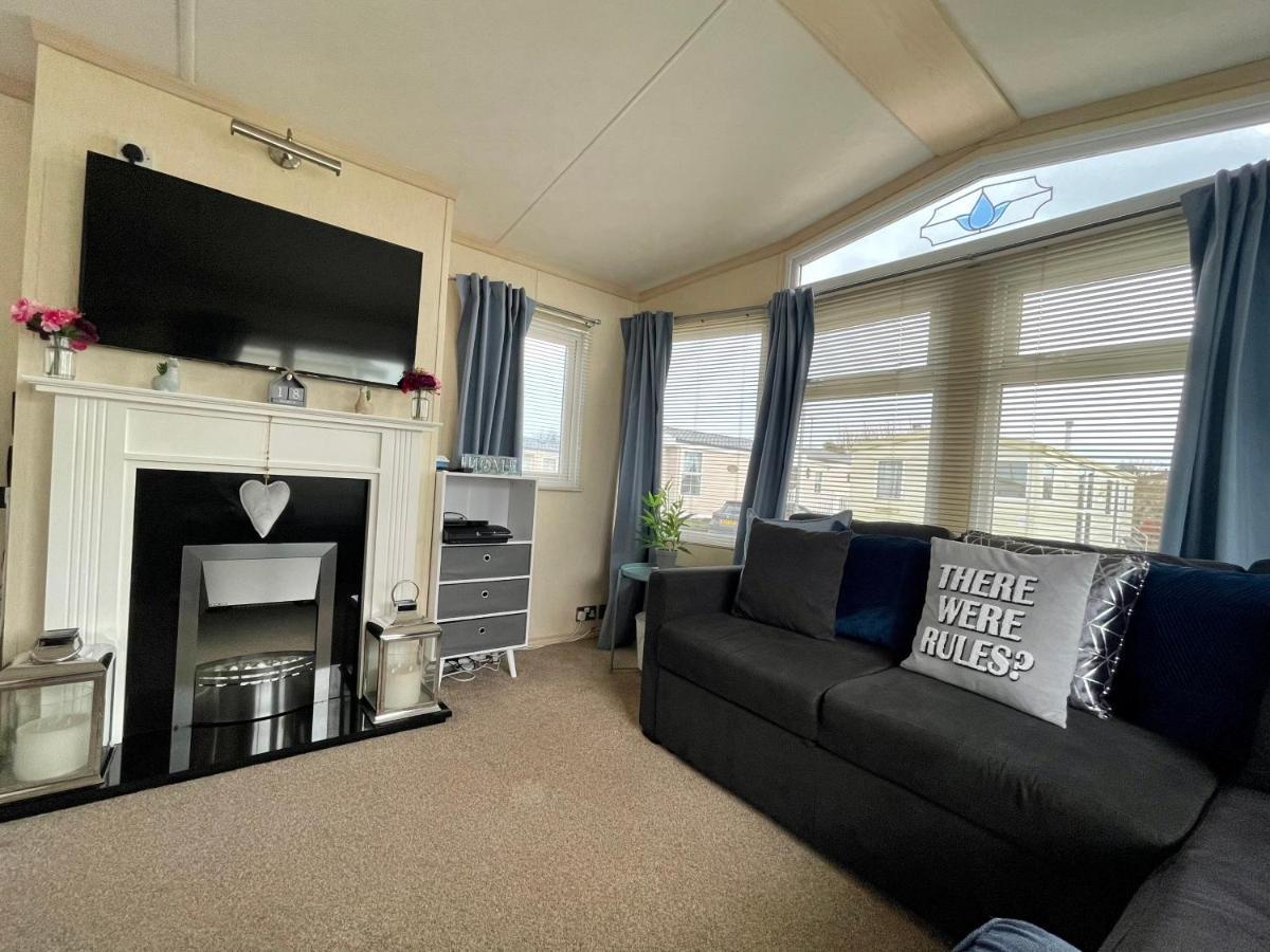 Modern Holiday Home #Skipsea Sands Static Hire Exterior photo