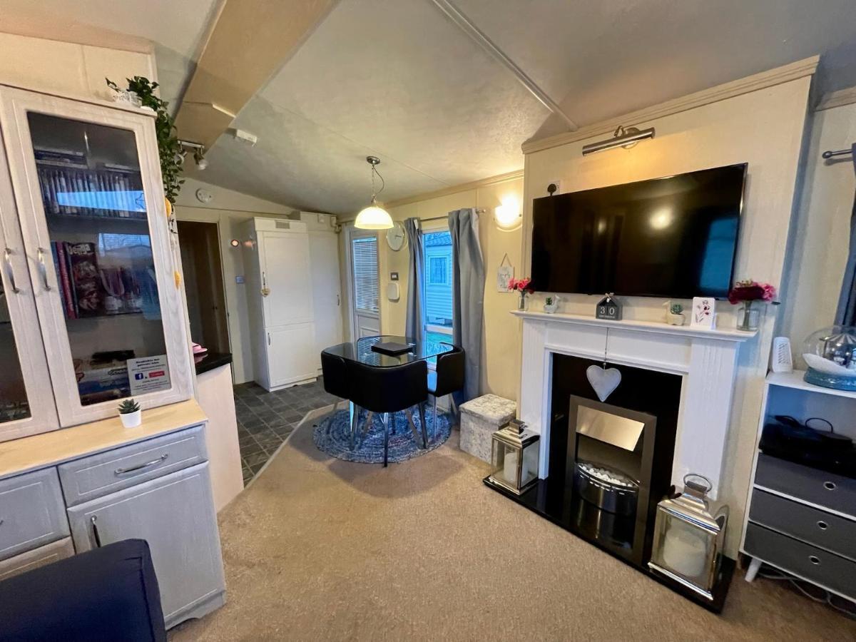 Modern Holiday Home #Skipsea Sands Static Hire Exterior photo